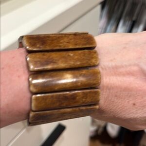 Elegant Brown Bracelet